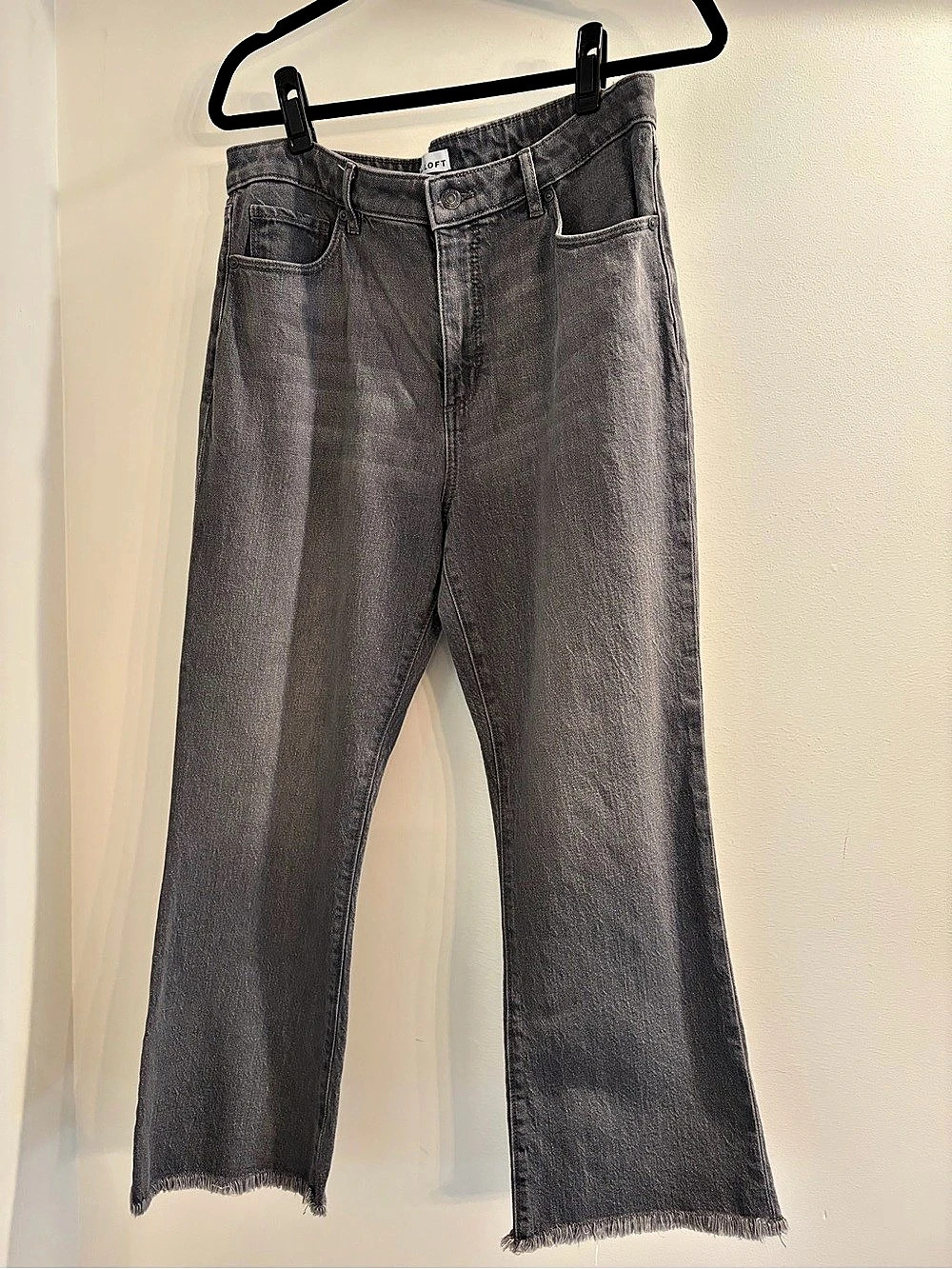 LOFT The Kick Crop Gray Cropped Jeans